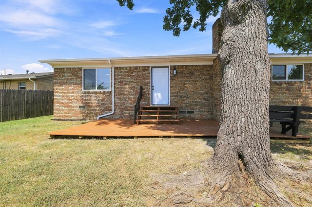2313 S 82nd East East Avenue, Tulsa, OK 74129