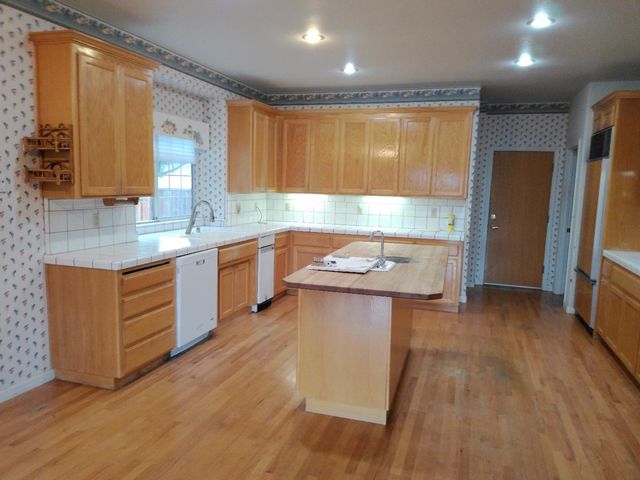 1388 Sonnys Way, Hollister, CA 95023