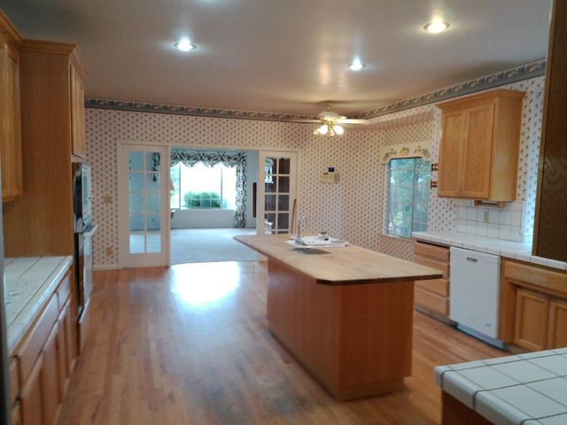 1388 Sonnys Way, Hollister, CA 95023