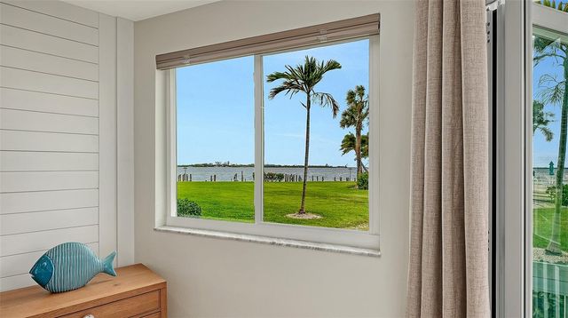 771 JOHN RINGLING BOULEVARD 5, Sarasota, FL 34236