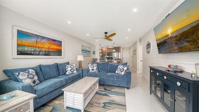 771 JOHN RINGLING BOULEVARD 5, Sarasota, FL 34236