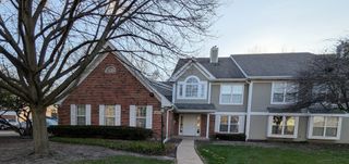 5S530 Paxton Drive 1B, Naperville, IL 60563
