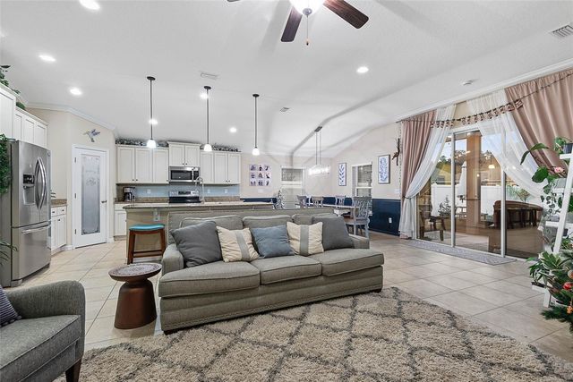 118 N COOPERS HAWK COURT, Palm Coast, FL 32164