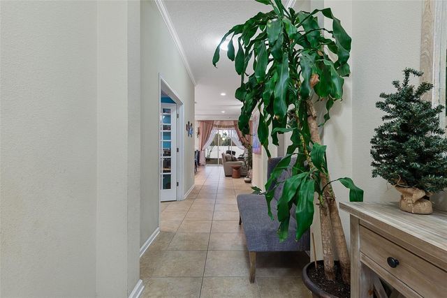 118 N COOPERS HAWK COURT, Palm Coast, FL 32164