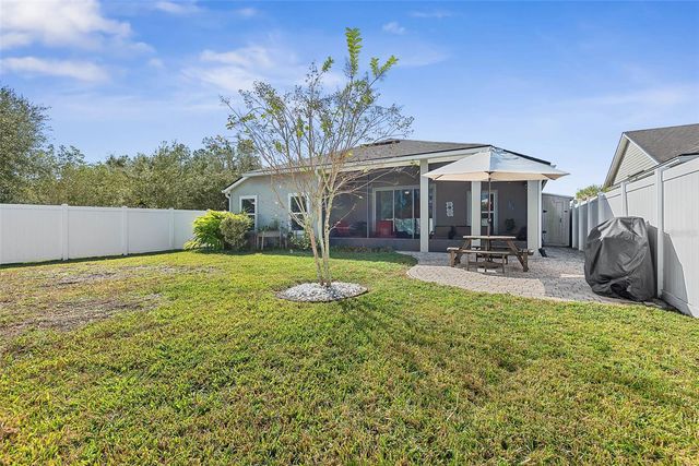 118 N COOPERS HAWK COURT, Palm Coast, FL 32164