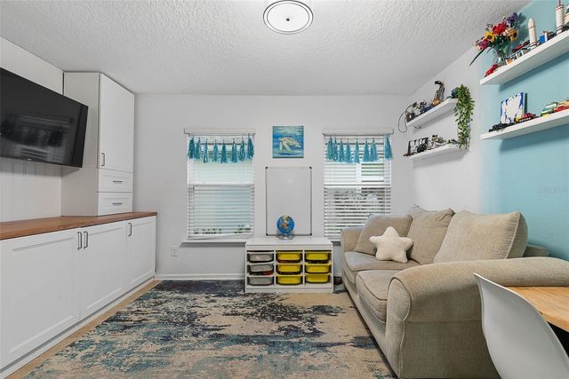 118 N COOPERS HAWK COURT, Palm Coast, FL 32164