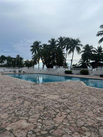 Marbella Del Caribe Este ISLA VERDE 705, Carolina, PR 00979