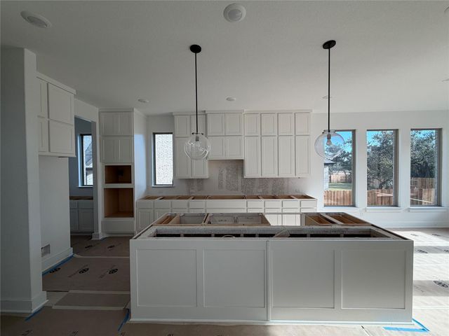 1004 Twisted Tarpley LN, Georgetown, TX 78628