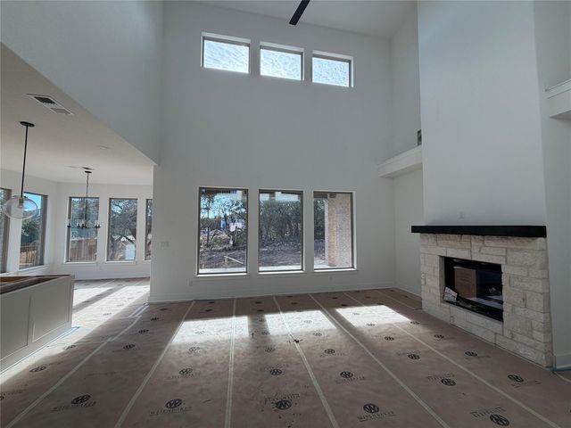 1004 Twisted Tarpley LN, Georgetown, TX 78628