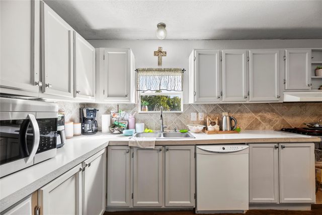 370 County Road 4801, Dayton, TX 77535