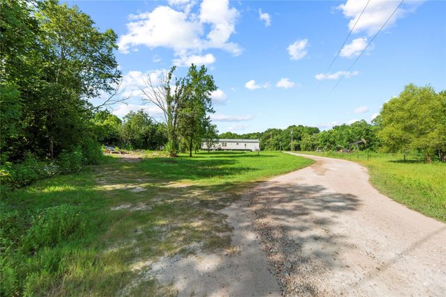 370 County Road 4801, Dayton, TX 77535