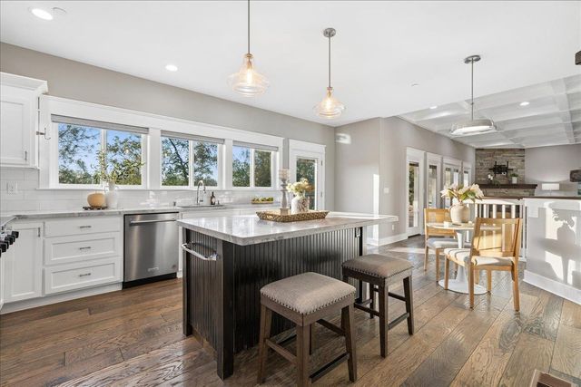 12924 Austin Forest Cir, Auburn, CA 95602
