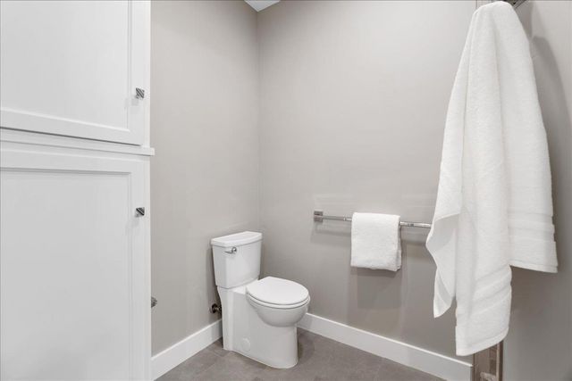 12924 Austin Forest Cir, Auburn, CA 95602