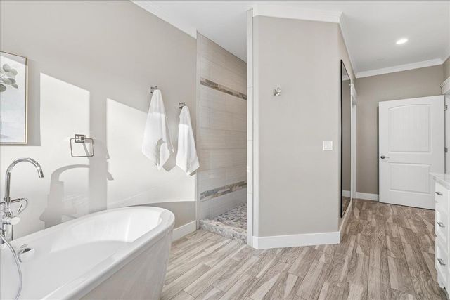 12924 Austin Forest Cir, Auburn, CA 95602
