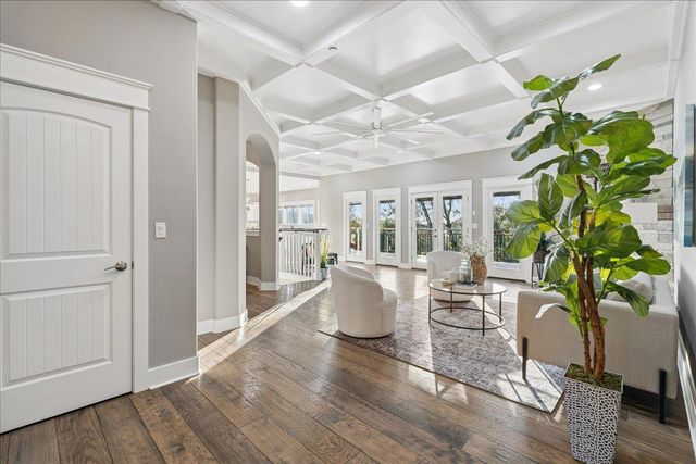 12924 Austin Forest Cir, Auburn, CA 95602