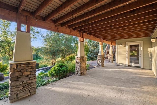 12924 Austin Forest Cir, Auburn, CA 95602