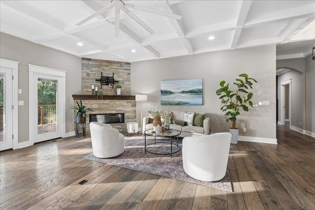 12924 Austin Forest Cir, Auburn, CA 95602