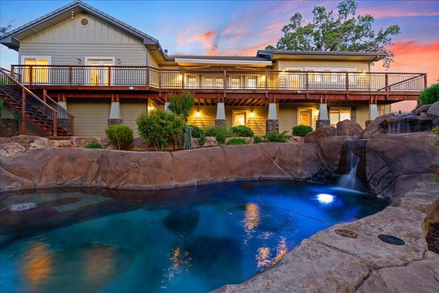 12924 Austin Forest Cir, Auburn, CA 95602