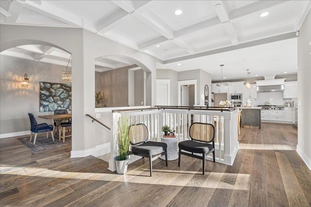 12924 Austin Forest Cir, Auburn, CA 95602