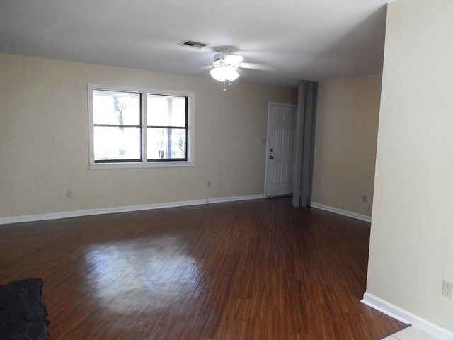 913 Tamarack Avenue, Tallahassee, FL 32303