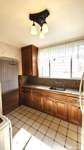 1717 22nd Avenue, San Francisco, CA 94122
