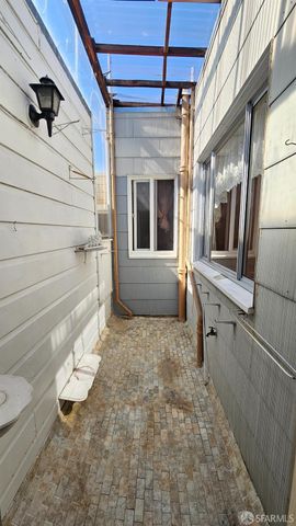 1717 22nd Avenue, San Francisco, CA 94122