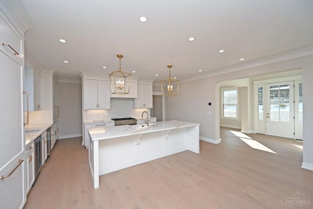 1080 Tuscany Place, Cincinnati, OH 45226