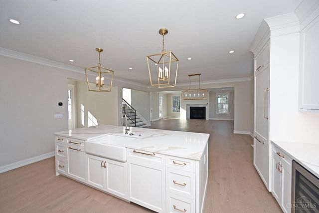 1080 Tuscany Place, Cincinnati, OH 45226