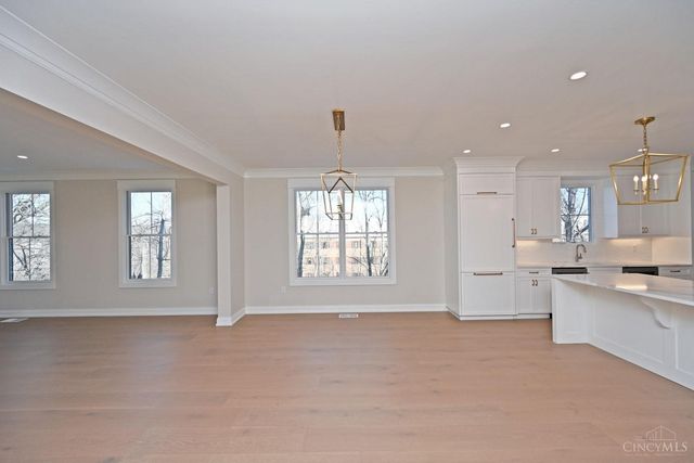 1080 Tuscany Place, Cincinnati, OH 45226