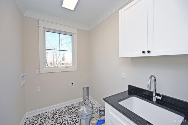 1080 Tuscany Place, Cincinnati, OH 45226
