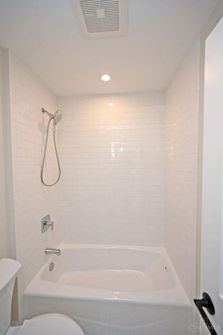 1080 Tuscany Place, Cincinnati, OH 45226