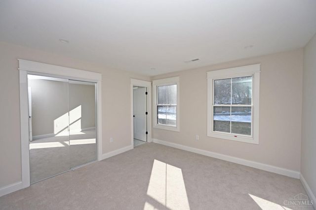 1080 Tuscany Place, Cincinnati, OH 45226
