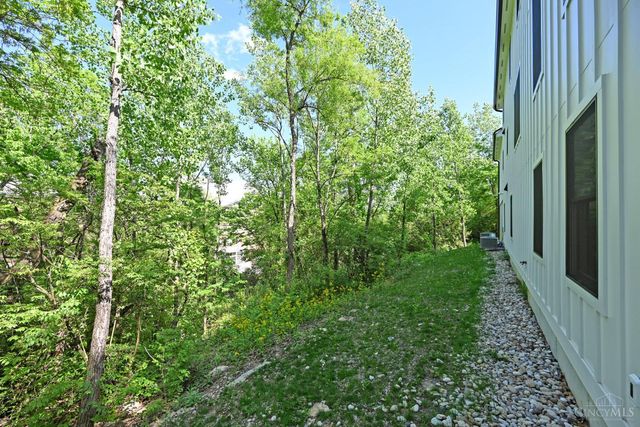 1080 Tuscany Place, Cincinnati, OH 45226