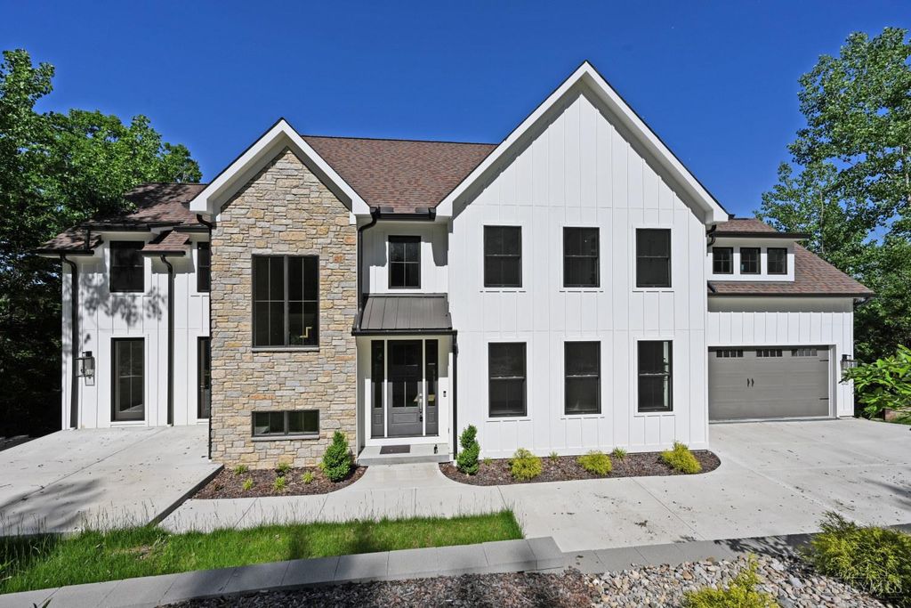 1080 Tuscany Place, Cincinnati, OH 45226
