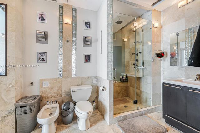 3180 SW 22nd Ter PH201, Miami, FL 33145