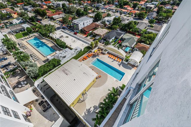 3180 SW 22nd Ter PH201, Miami, FL 33145