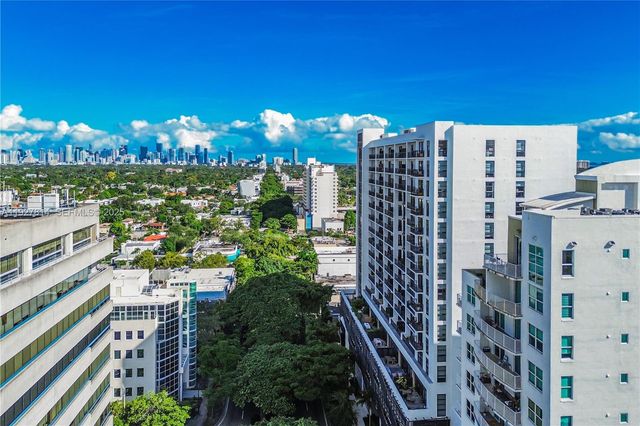 3180 SW 22nd Ter PH201, Miami, FL 33145