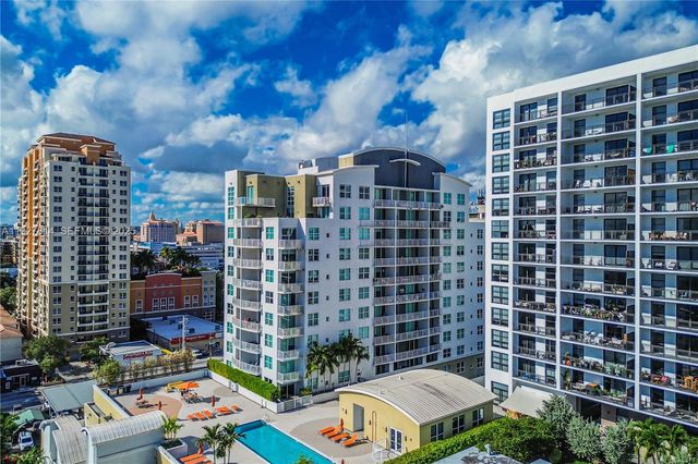 3180 SW 22nd Ter PH201, Miami, FL 33145