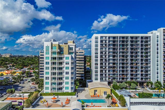 3180 SW 22nd Ter PH201, Miami, FL 33145