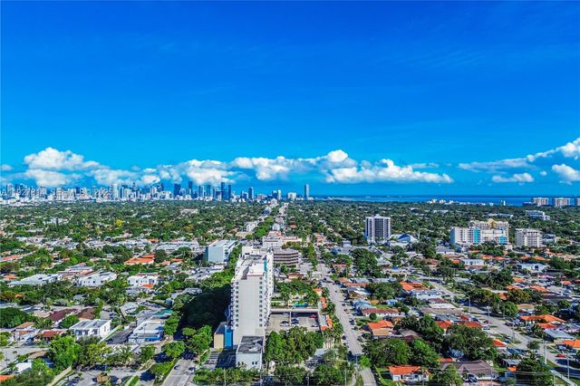 3180 SW 22nd Ter PH201, Miami, FL 33145