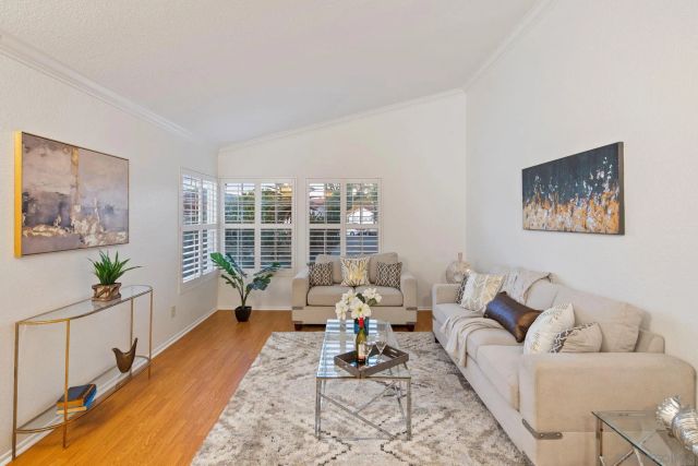 11039 Twin Pond Ter, San Diego, CA 92128