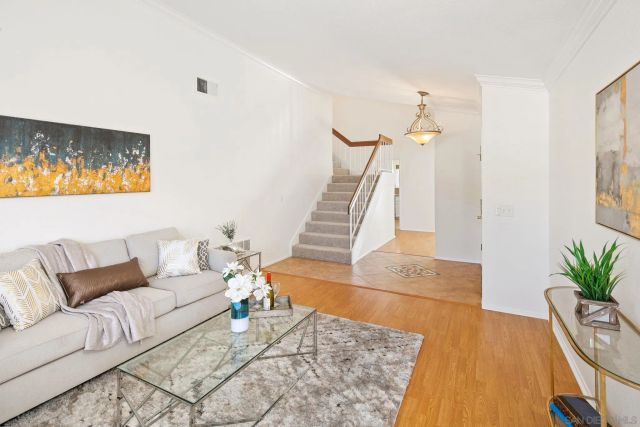 11039 Twin Pond Ter, San Diego, CA 92128