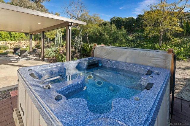 11039 Twin Pond Ter, San Diego, CA 92128