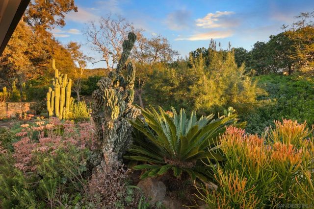 11039 Twin Pond Ter, San Diego, CA 92128