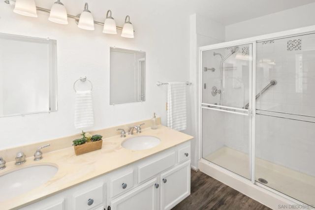 11039 Twin Pond Ter, San Diego, CA 92128