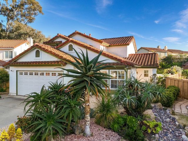 11039 Twin Pond Ter, San Diego, CA 92128