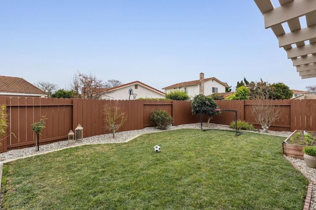 4316 4316 Blondwood Ct, Union City, CA 94587