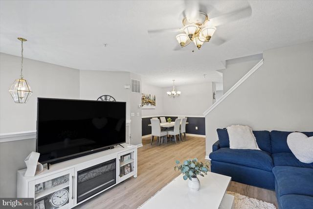 16 KENDERSHAM CT, Rosedale, MD 21237
