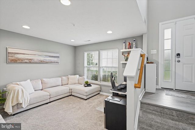 16 KENDERSHAM CT, Rosedale, MD 21237