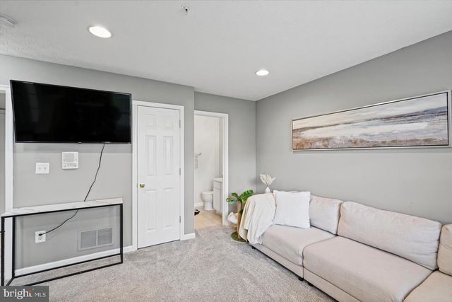 16 KENDERSHAM CT, Rosedale, MD 21237